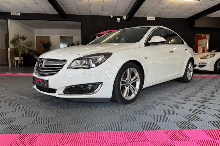 OPEL INSIGNIA SPORTS TOURER