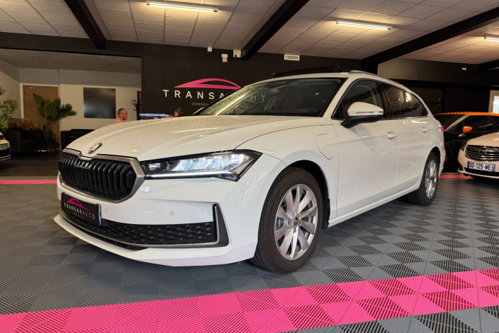 SKODA SUPERB COMBI