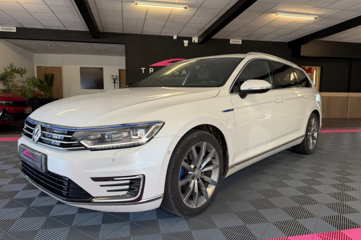 VOLKSWAGEN PASSAT SW