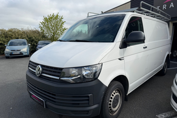 VOLKSWAGEN TRANSPORTER 6.1 VAN
