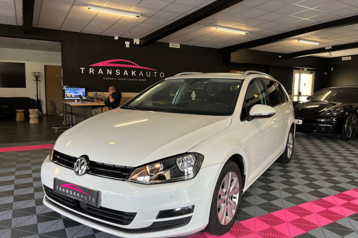 VOLKSWAGEN GOLF SW