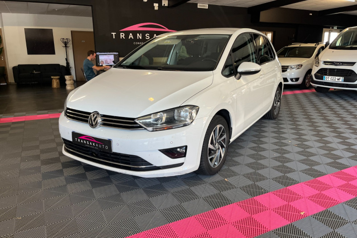 VOLKSWAGEN GOLF SPORTSVAN