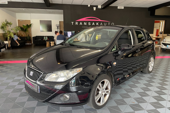 SEAT IBIZA