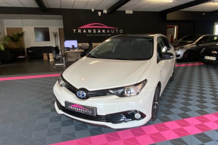TOYOTA AURIS RC18