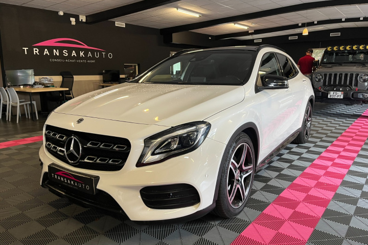 MERCEDES GLA