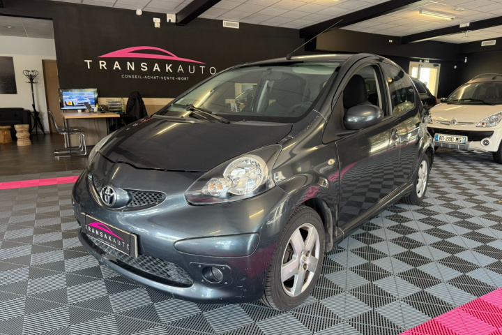 TOYOTA AYGO