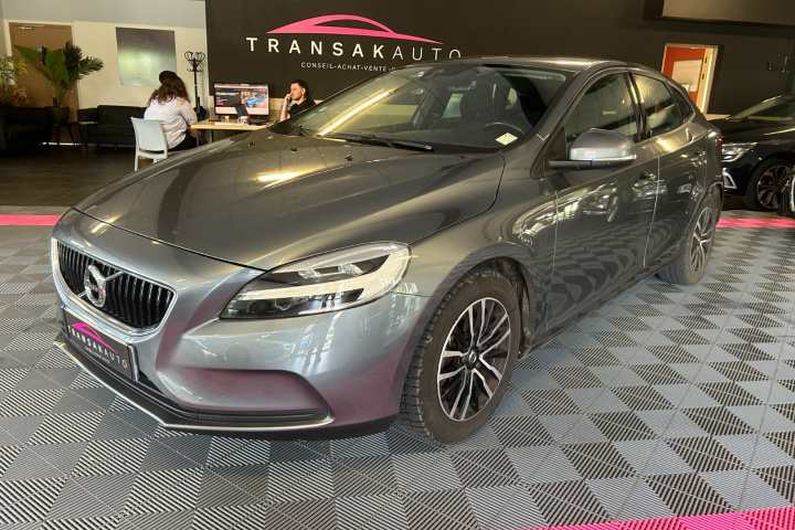 VOLVO V40 CROSS COUNTRY