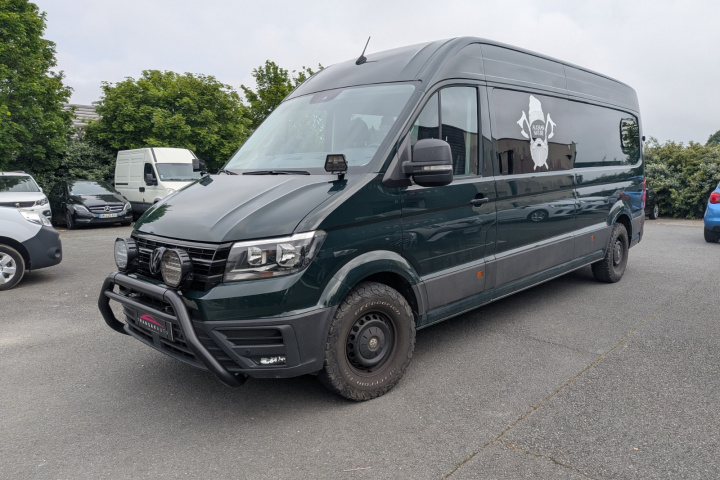 VOLKSWAGEN CRAFTER VAN